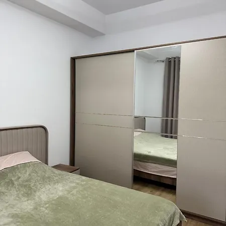 Aurora With Balcony And Private Parking Tirana